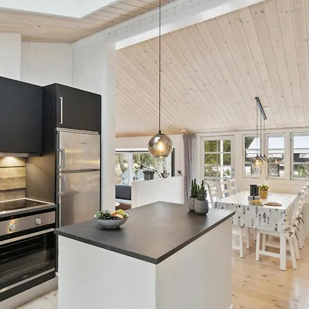 Дом отдыха Stunning In With Wifi